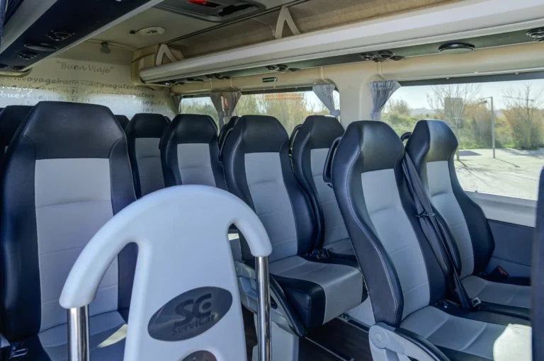 iglesias bus vehiculos Fiat Ducato 15 plazas 017 scaled