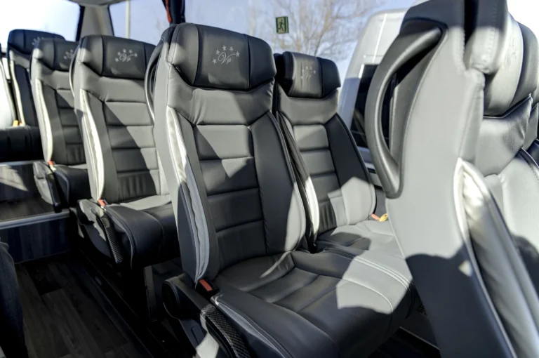 iglesias bus vehiculos Mercedes Sprinter 19 plazas028 scaled